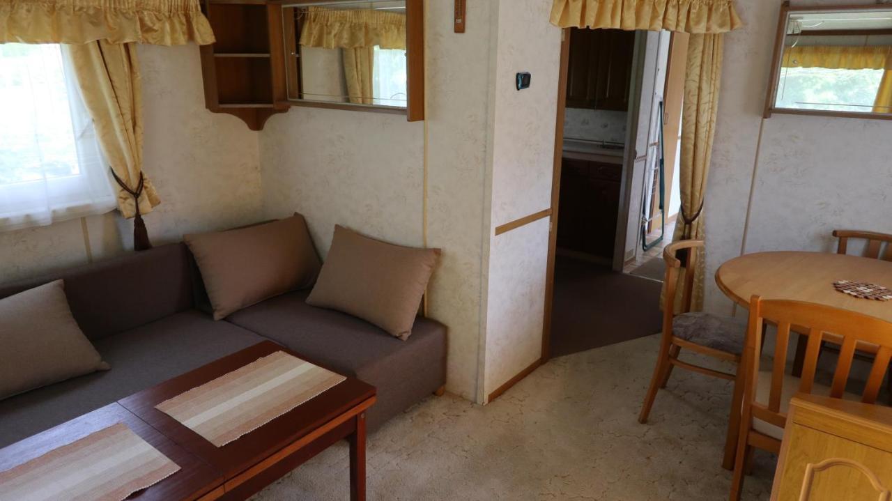 Вилла Privat Ave-Mobilhaus Липтовски-Микулаш Экстерьер фото